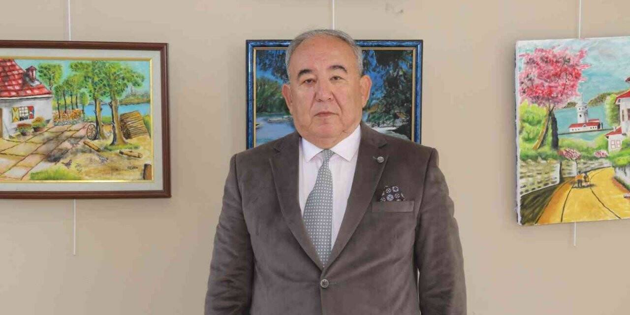 20 yıllık resim tutkusunu sergiye dönüştürdü