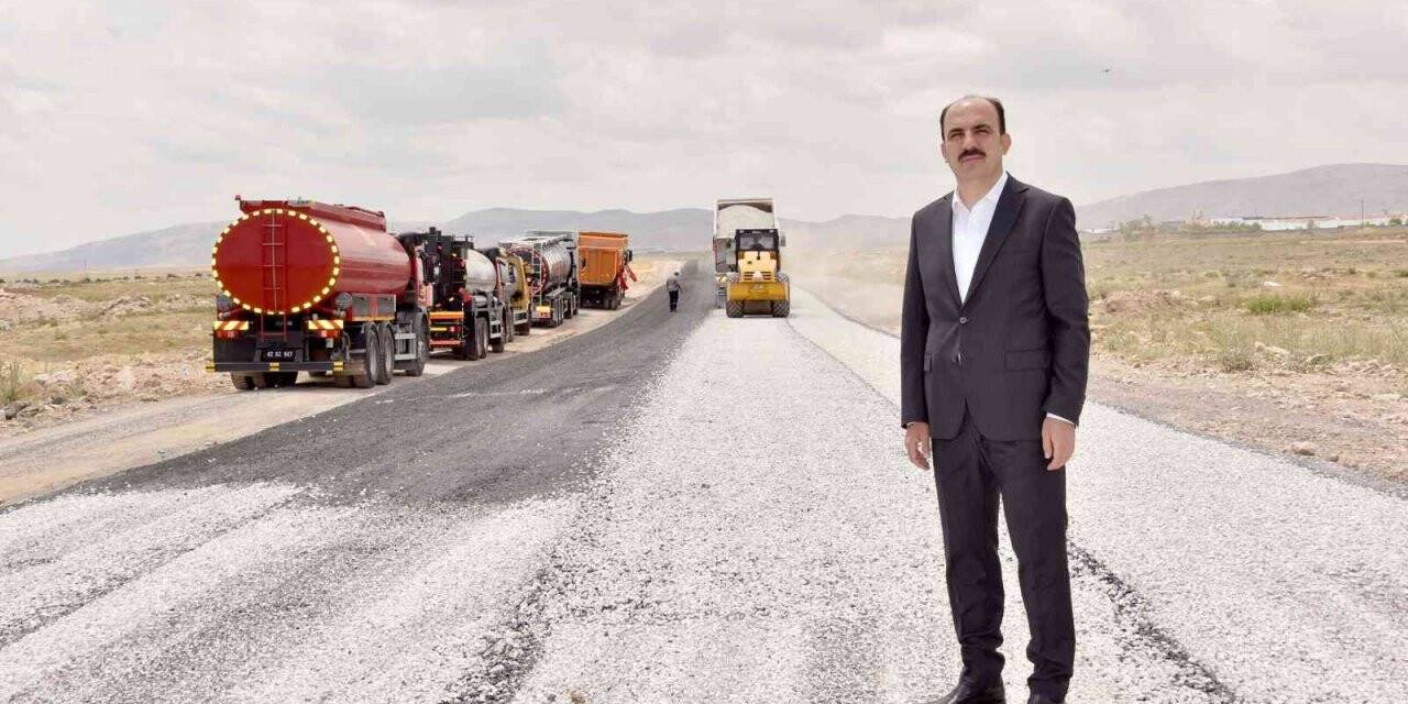 Başkan Altay: “2022’de ilçelerdeki yollara 900 milyon lira yatırım yapıyoruz”