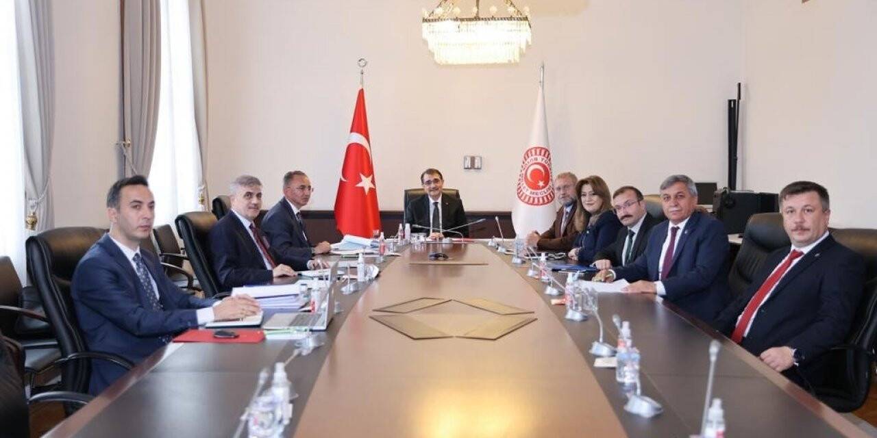 Emetli başkanlardan Enerji Bakanı Fatih Dönmez’e ziyaret