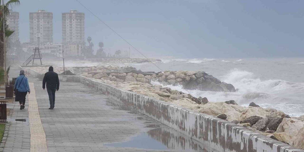 Doğu Akdeniz’e cumadan itibaren kuvvetli yağış geliyor