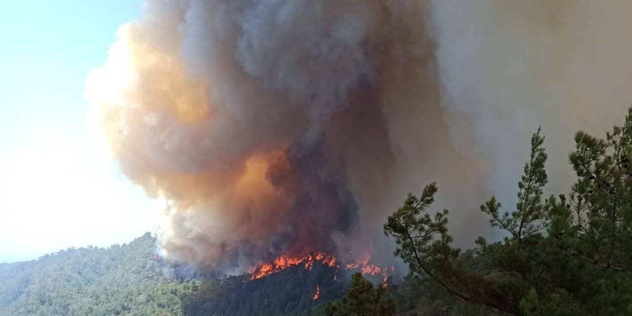 19 saattir alev alev yanıyor