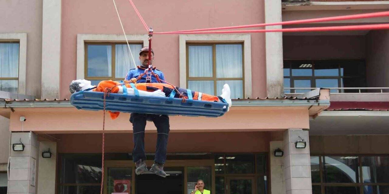 Solhan’da gerçeği aratmayan deprem ve yangın tatbikatı