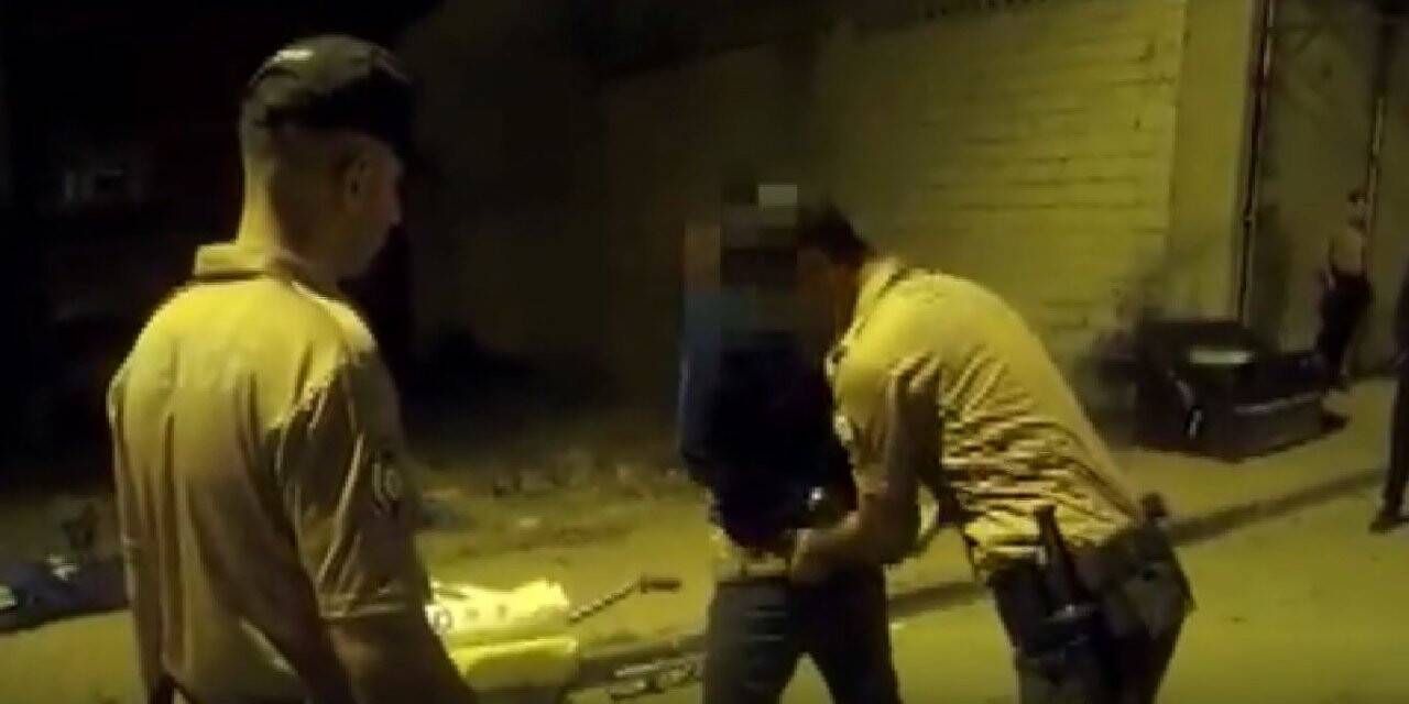 İnşaat malzemesi çalan şahıs bekçilerden kaçamadı