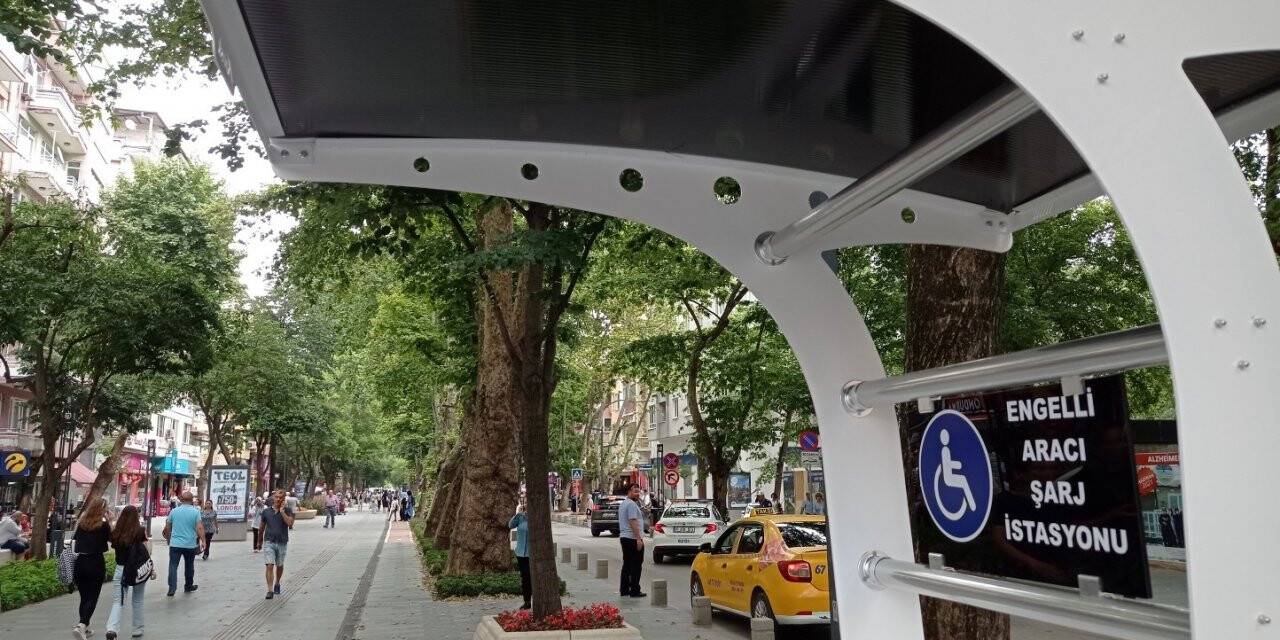 Cumhuriyet Bulvarı’na engelli şarj istasyonu