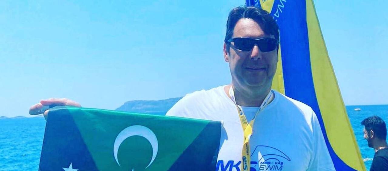 Yunanistan’dan Türkiye’ye yüzerek geçti