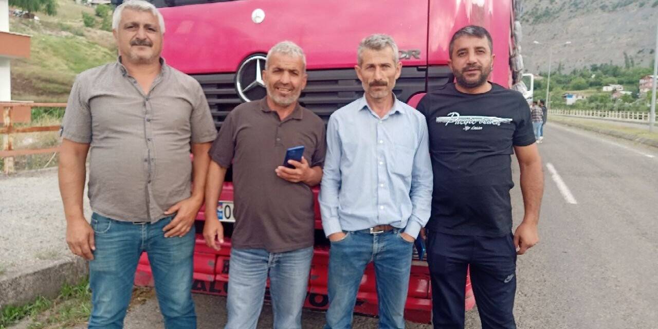 Büyükşehirlerde satılmak üzere kurbanlıklar Artvin’den yola çıktı