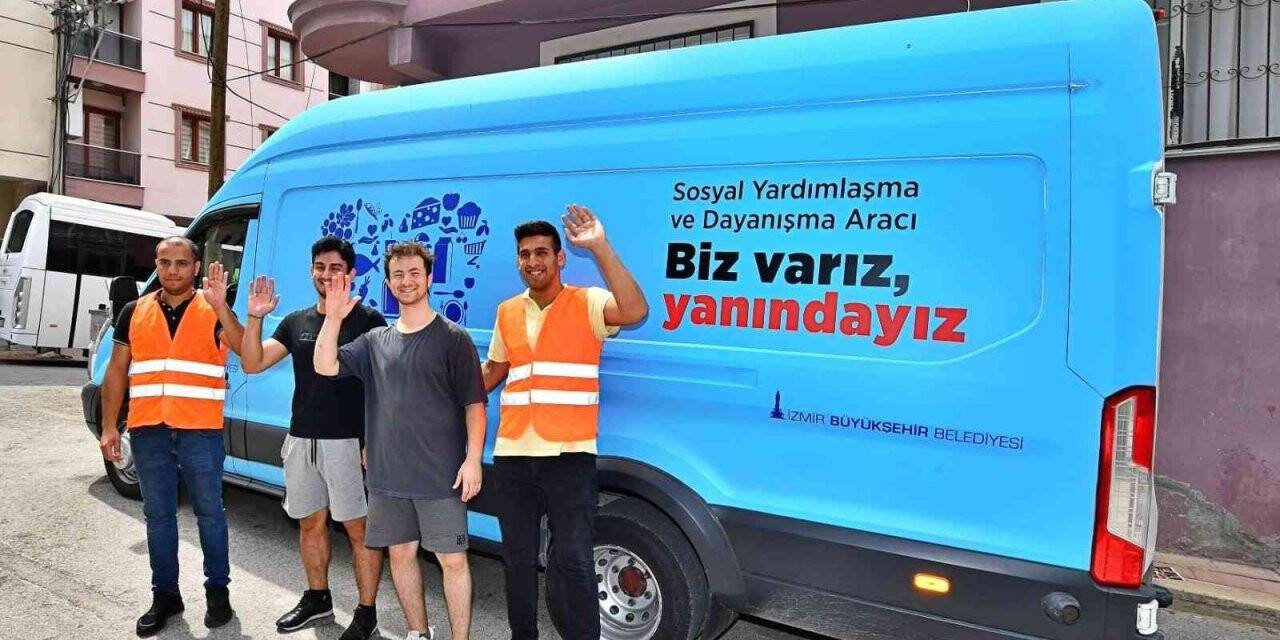 Başkan Soyer’in müjdelediği “Taşıyıcı” sokaklarda