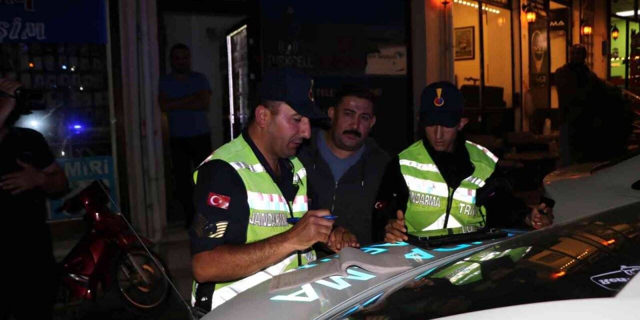 Sandıklı’da polis ve jandarmadan motosiklet sürücülerine yönelik ortak denetim