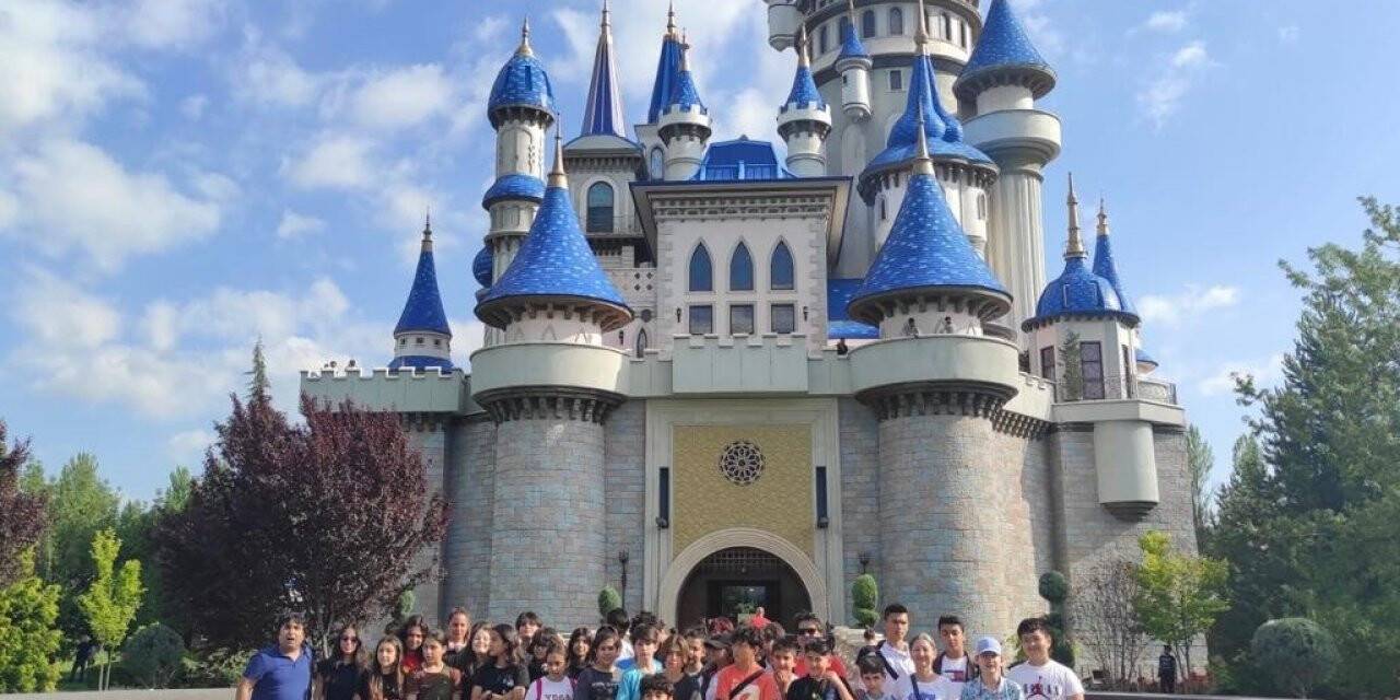 Köyceğizli öğrenciler Masal Şatosu’na hayran kaldı