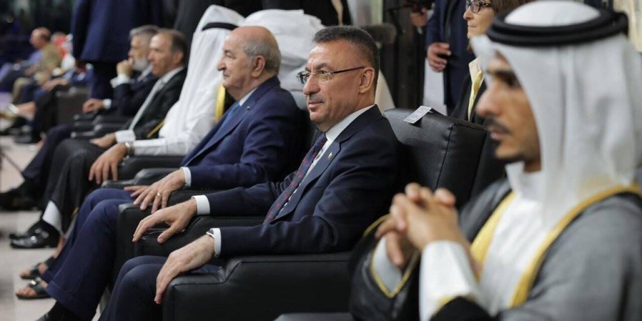 Cumhurbaşkanı Yardımcısı Oktay, Cezayir’de Türk sporcularla görüştü