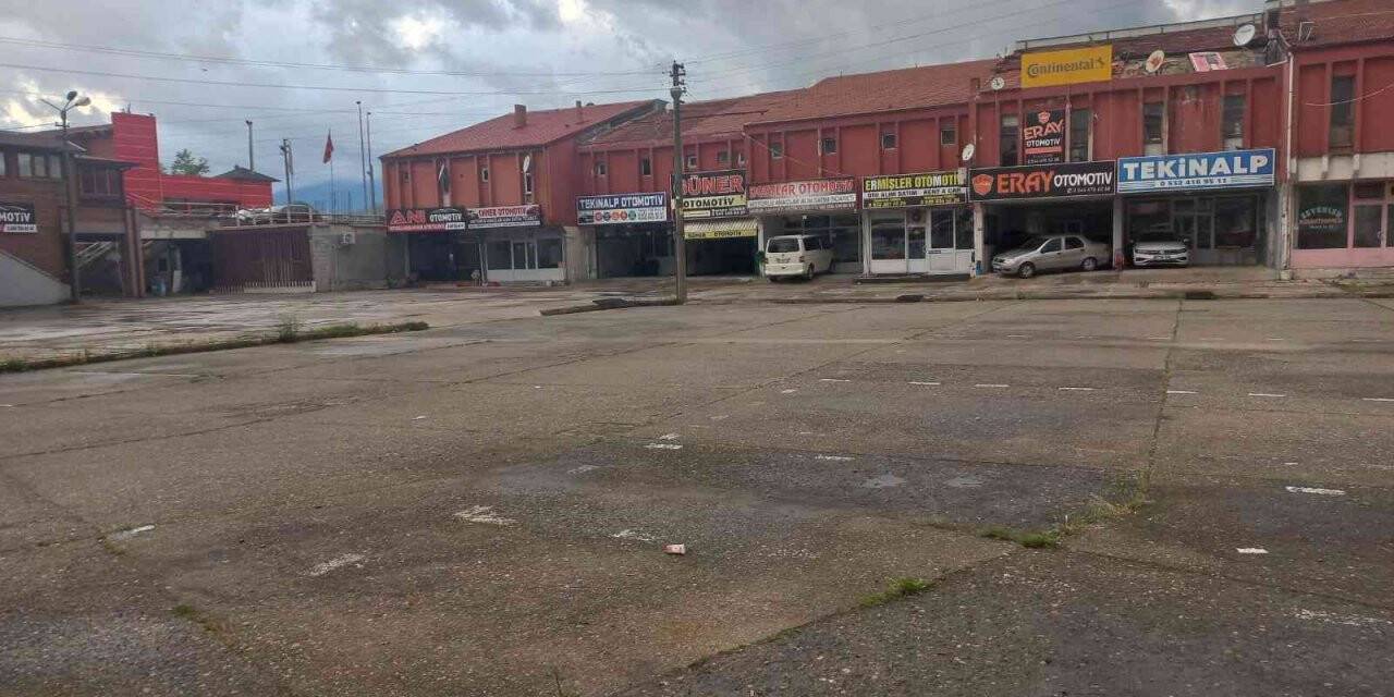 Çaycuma terminali tedbir amacıyla boşaltıldı