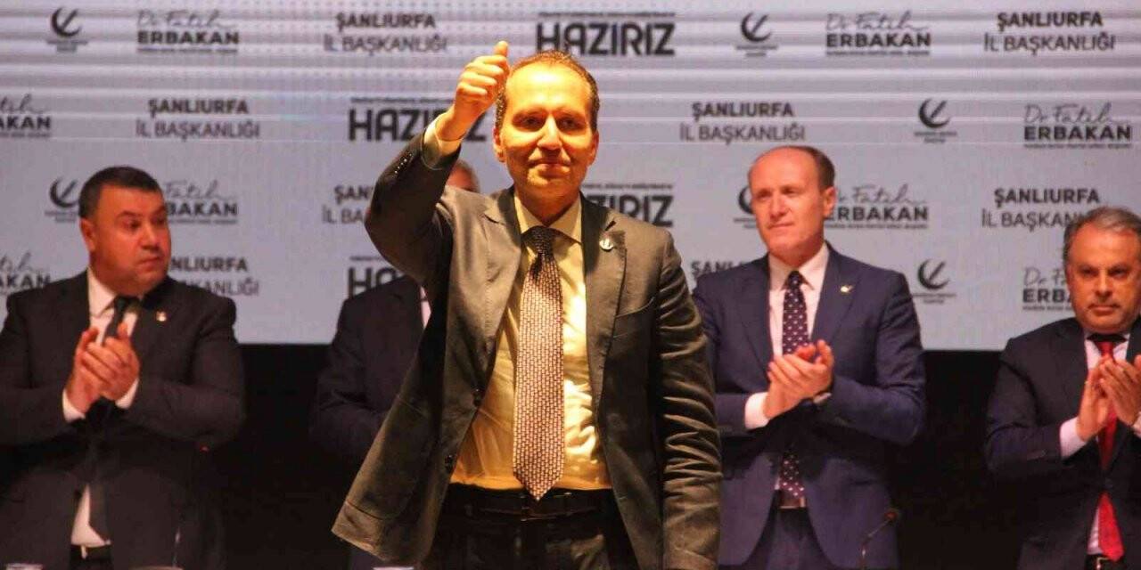 Yeniden Refah Partisi Genel Başkanı Fatih Erbakan partisinin Şanlıurfa kongresine katıldı