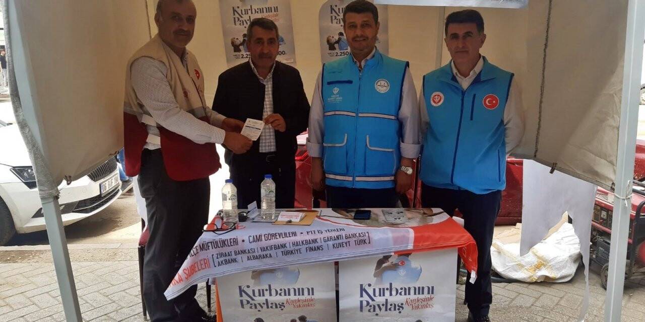Yüksekova’da kurban bağış çadırı kuruldu