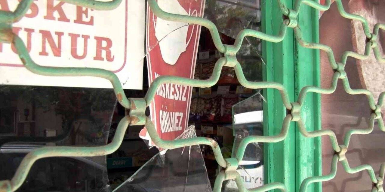 Ümraniye’de markette taciz iddiası: Dükkanı basıp darbettiler