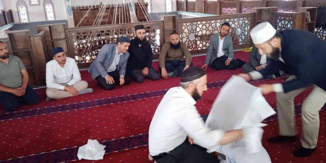 Özalp ilçesinde ‘Cenaze Yıkama’ kursu