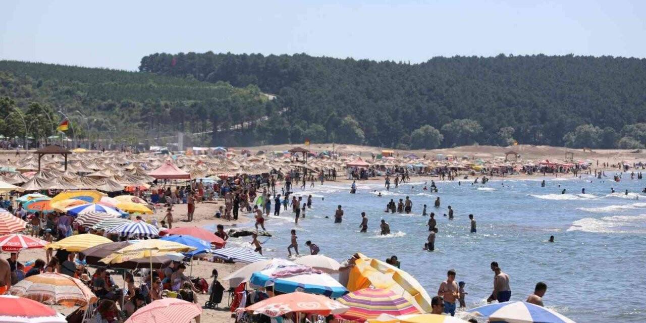 Sahillerde 79 kişi boğulmaktan kurtarıldı