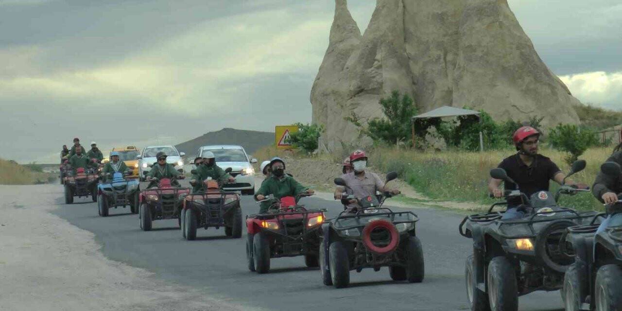 Kapadokya’da havalı duş turistlerin hoşuna gidiyor