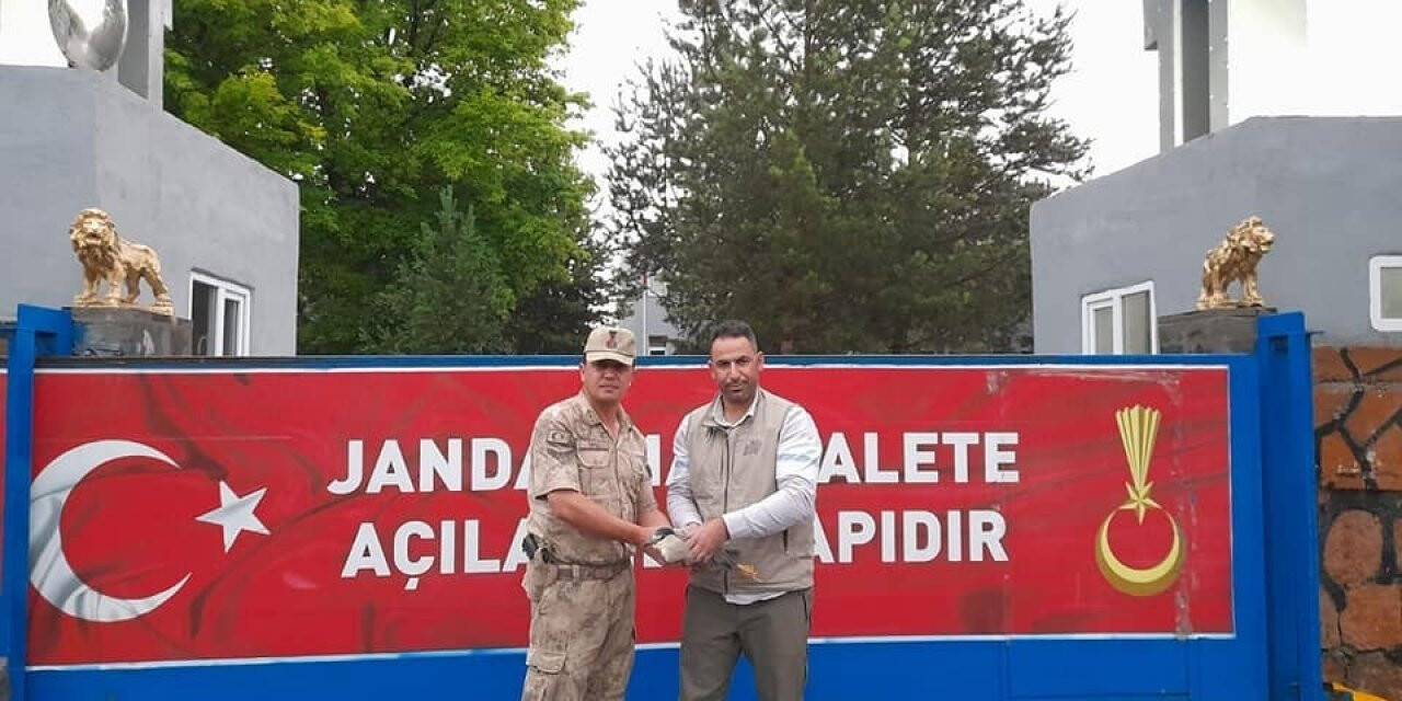 Kars’ta yaralı gece balıkçılı tedavi altına alındı