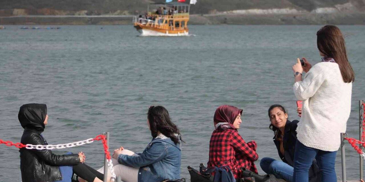 Demirözü Barajı tam doluluğa ulaştı