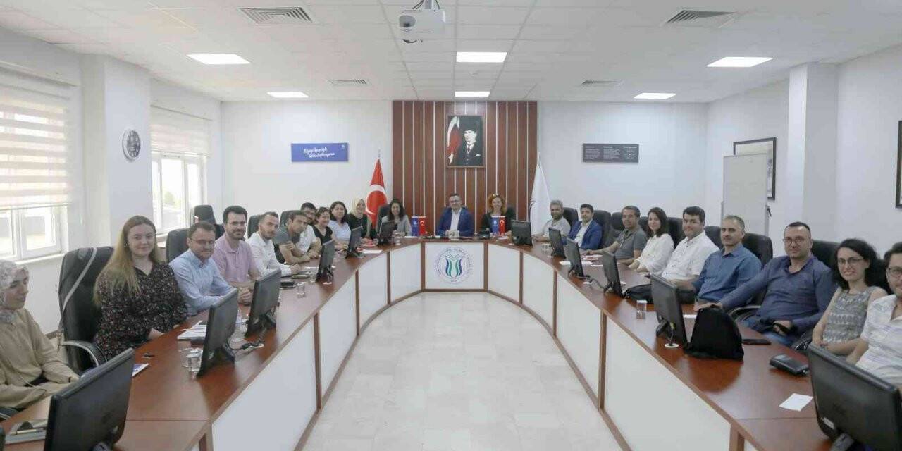 SUBÜ Kariyer Zirvesi gelenekselleşecek