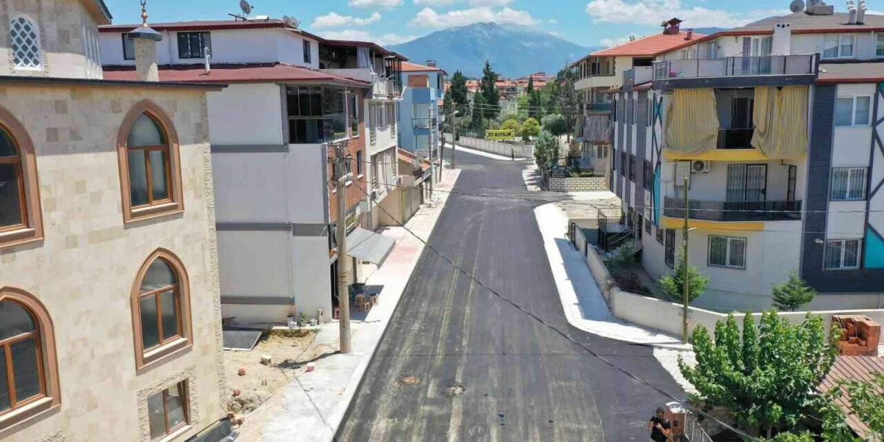 Pamukkale’de bir mahallede daha üst yapı çalışması tamamlandı