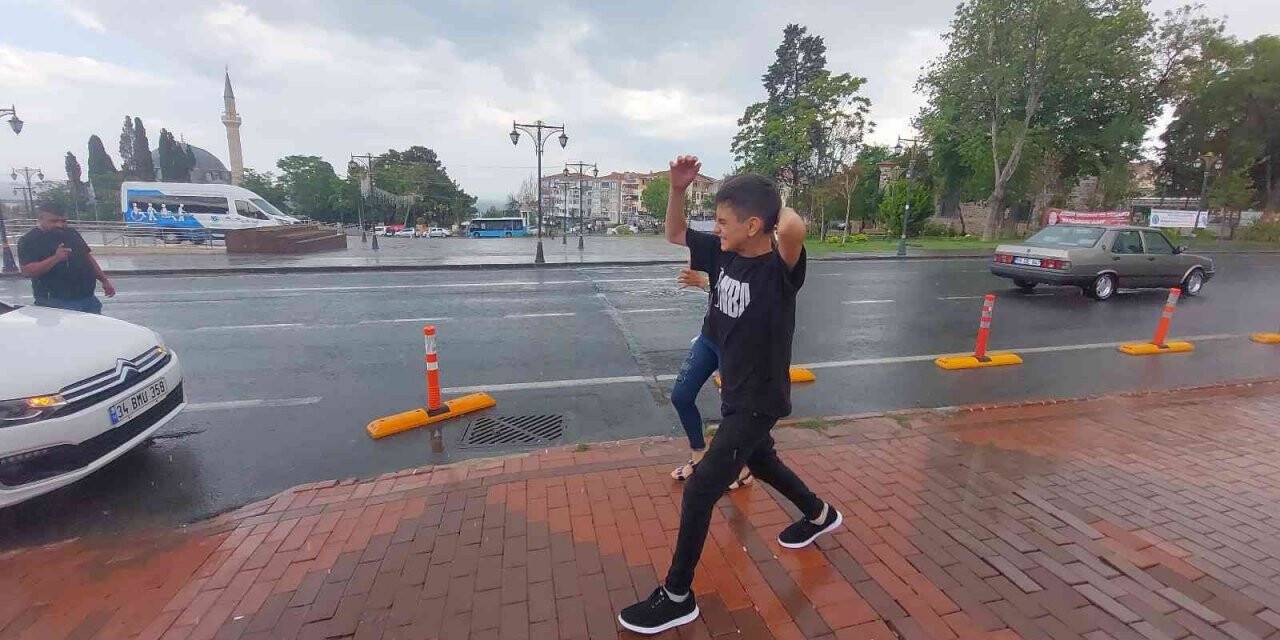 Tekirdağ’da sağanak yağış