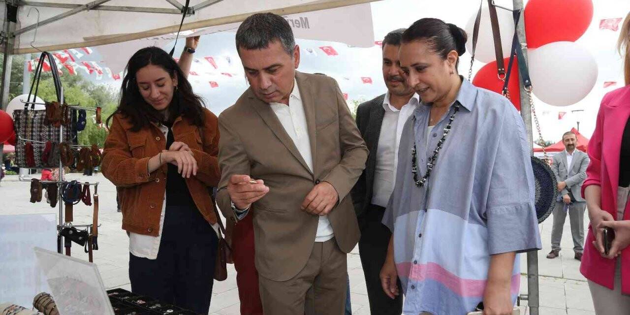Kadınların ellerinden çıkan ürünler Gölbaşı’nda sergilendi