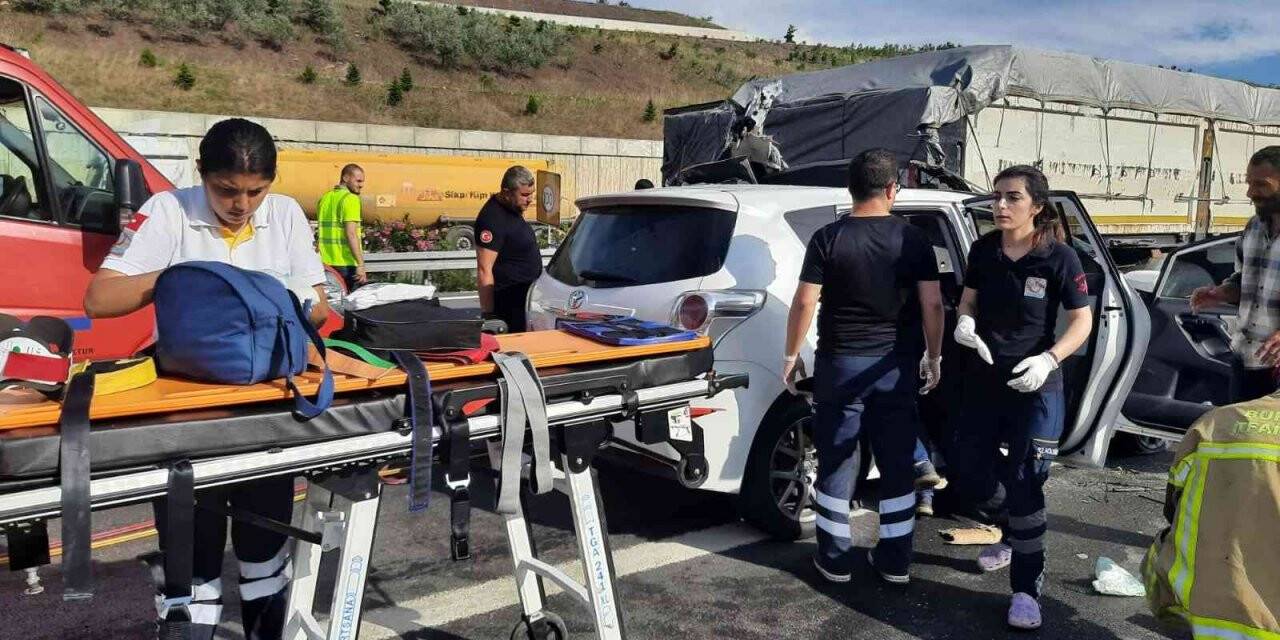 Otobanda feci kaza: 4 yaralı