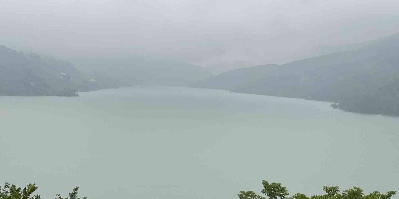 Düzce’de yağış Hasanlar Barajını doldurdu