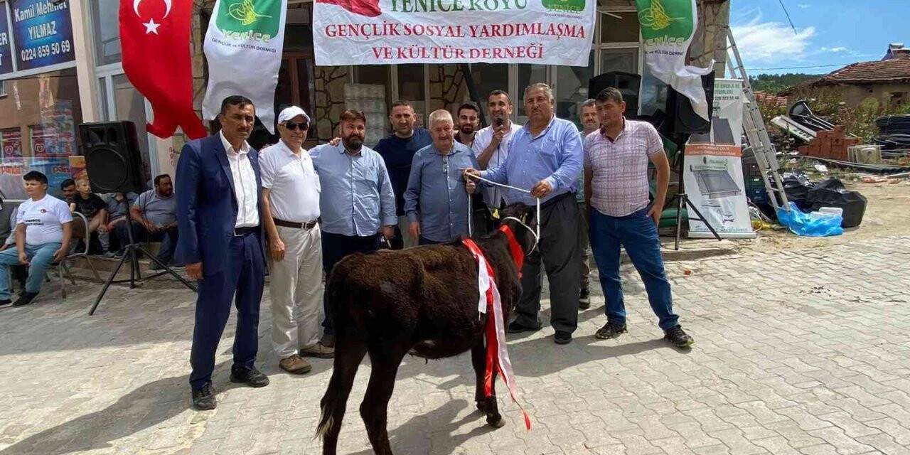 Köy ağaları hayır için kıran kırana yarıştı