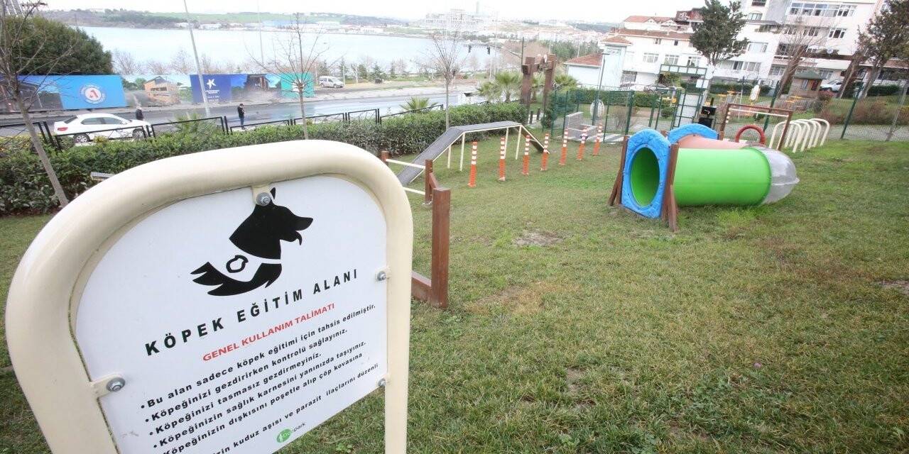 Küçükçekmece’nin çehresi yeşil alan ve prestijli parklarla değişiyor
