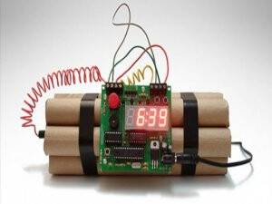 Afganistan'da Bombalı Saldırı: 2 Ölü