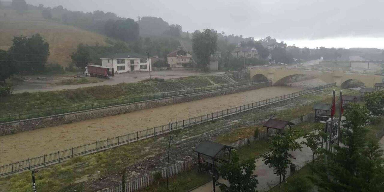 Samsun Valiliği’nden ‘şiddetli yağış’ açıklaması