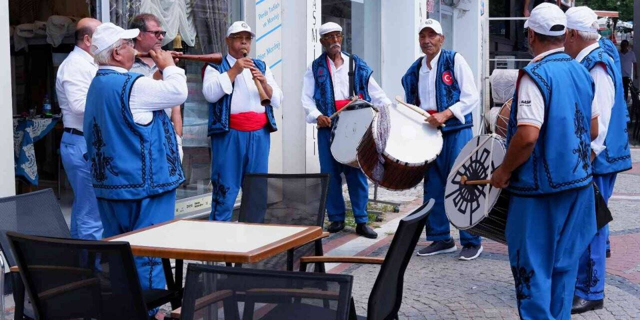 Kırkpınar’a davullu zurnalı davet