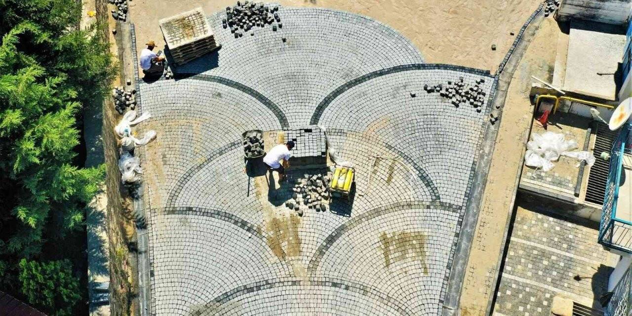 Altınordu’da tarihi sokaklar yenileniyor