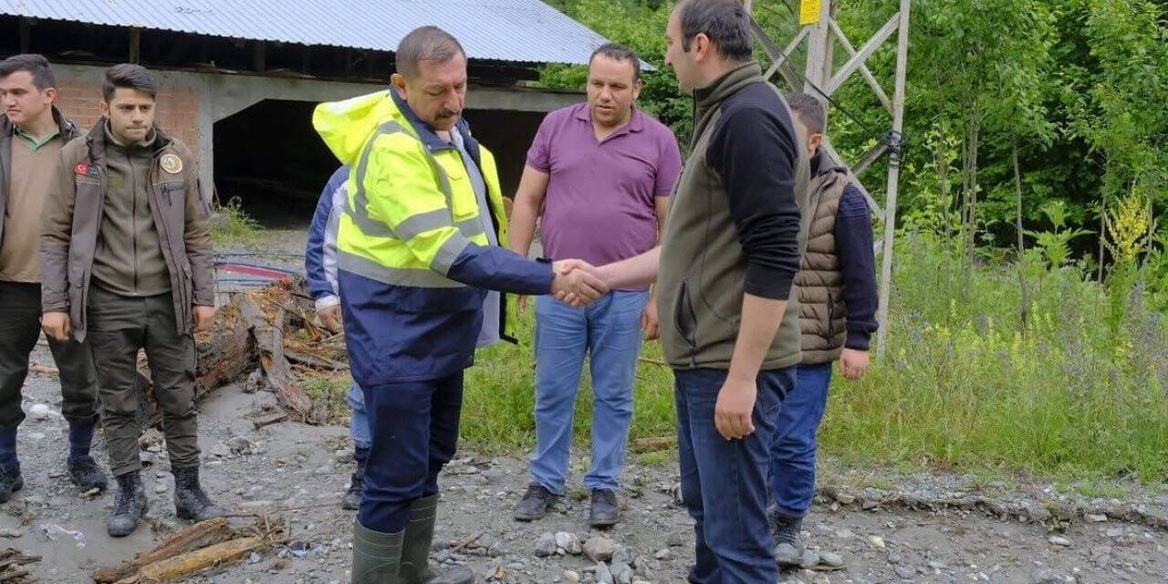 Başkan Vidinlioğlu, selin vurduğu bölgede incelemelerde bulundu
