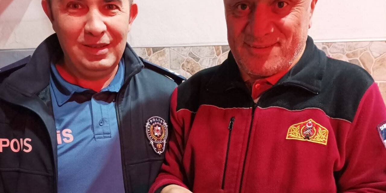 İtfaiye ekipleri yavru kuşlar için seferber oldu