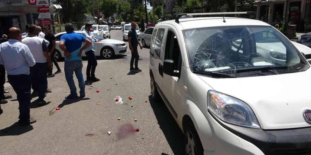 Kazada ağır yaralanan yaya hayatını kaybetti