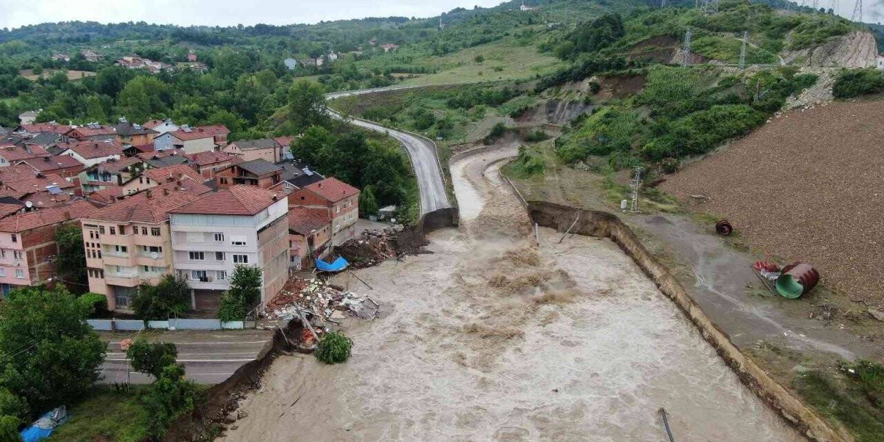 Selin verdiği tahribat havadan görüntülendi