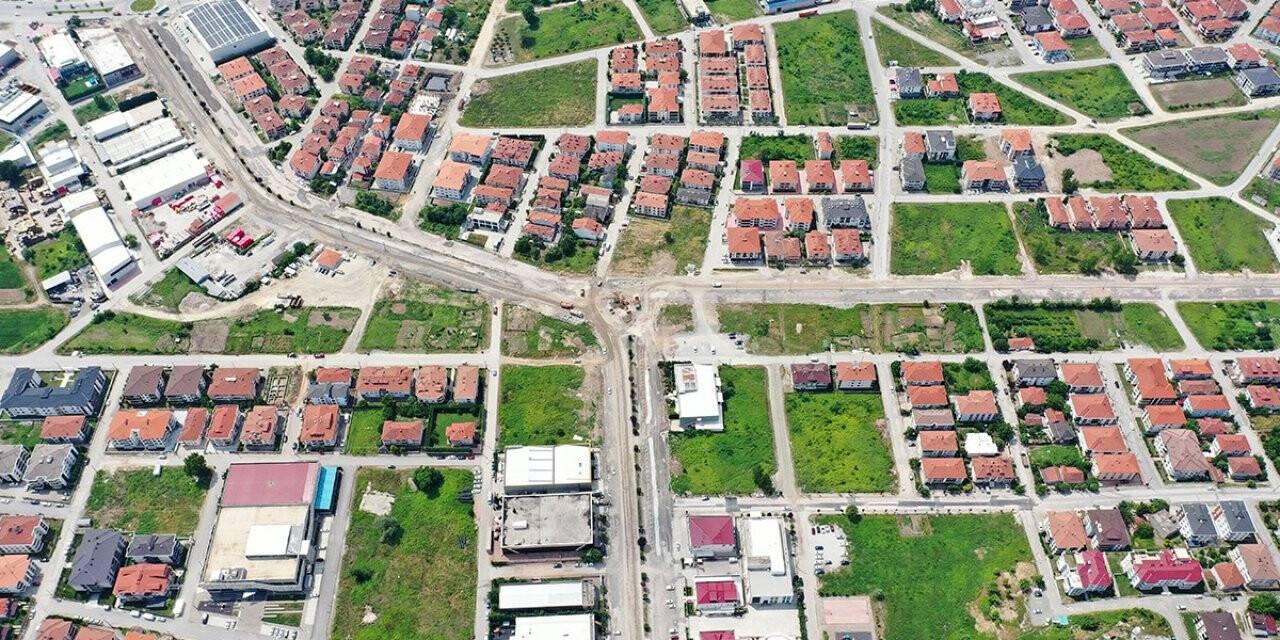 Erenler’in duble yol ağı genişliyor