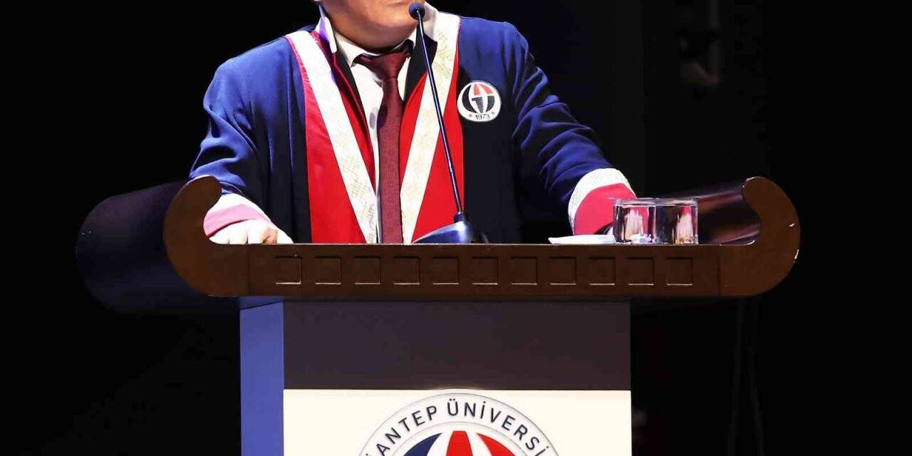 GAÜN Teknik Bilimler Meslek Yüksekokulu mezunları uğurlandı