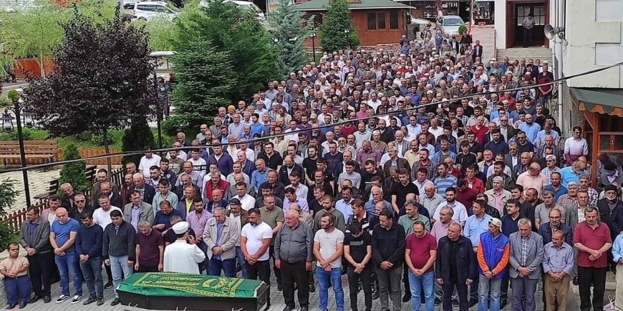 Çorum’daki kazada hayatını kaybeden vergi memuru toprağa verildi