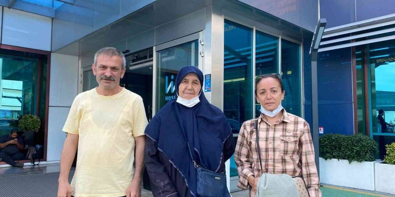 Cüneyt Arkın’ın ölüm haberini alan hayranları hastaneye koştu