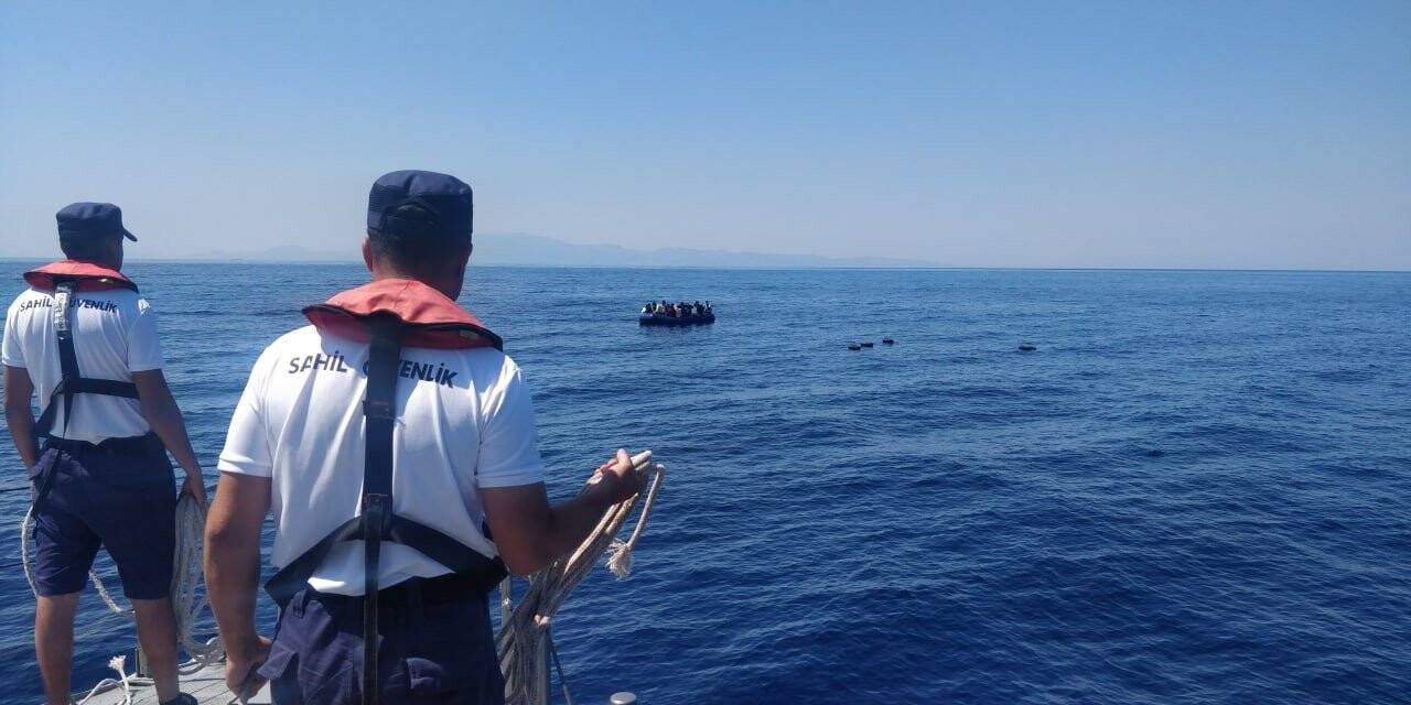 Yunan unsurlarınca geri itilen 46 göçmen kurtarıldı