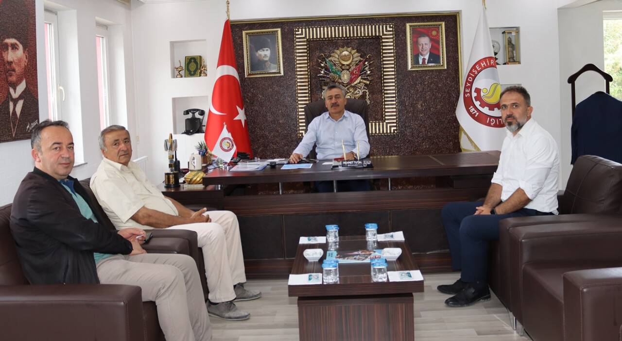 Mahalle sakinlerinden Başkan Tutal'a teşekkür