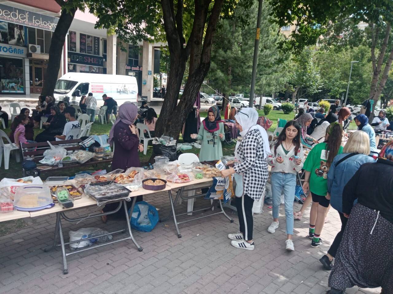 Amine bebek için kermes düzenlendi
