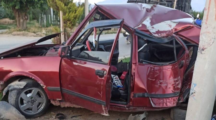 Alkollü ve ehliyetsiz sürücü kaza yaptı; 2 yaralı