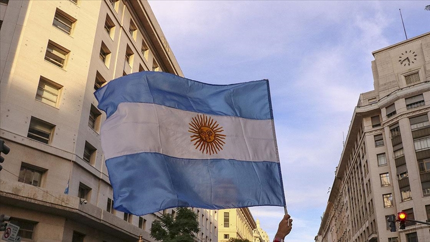 Arjantin'de Ekonomi Bakanı Guzman istifa etti