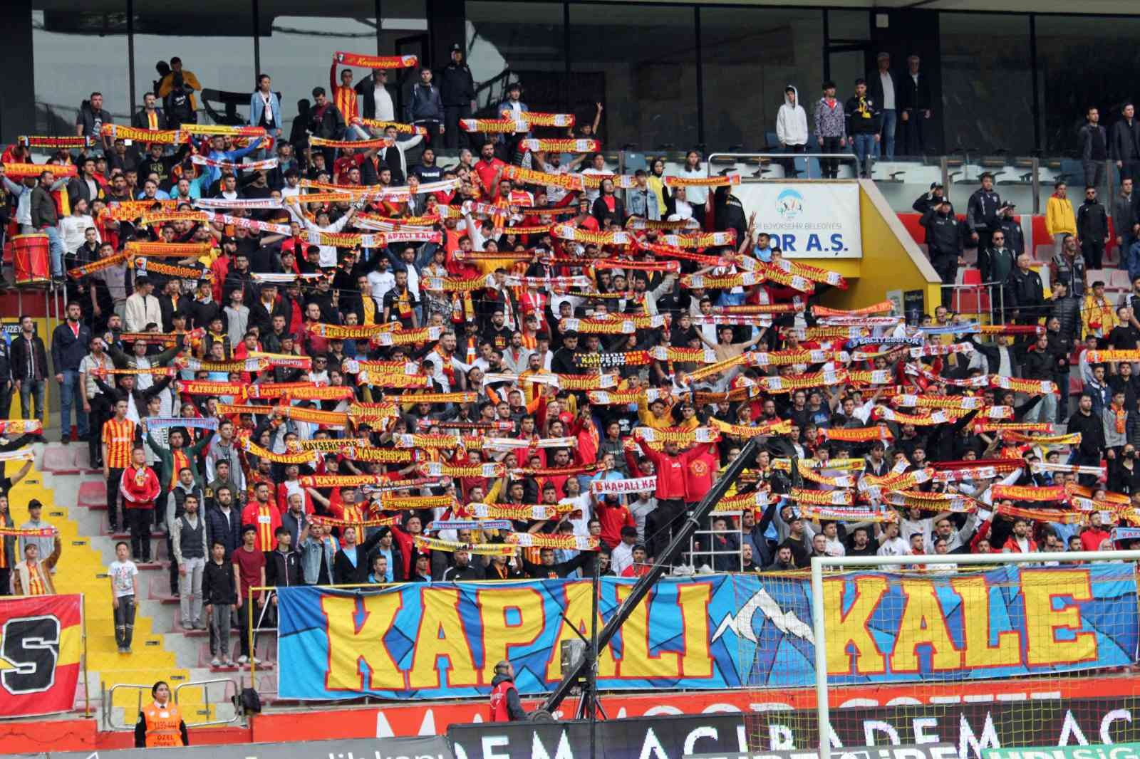 Kayserispor maçları, kadınlara ücretsiz