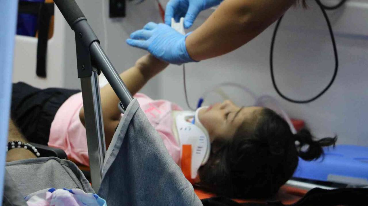 Edirne’de otomobil çocuğa çarpıp kaçtı